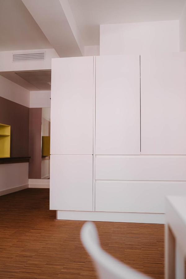 Maximilian Studios Špýr Exteriér fotografie